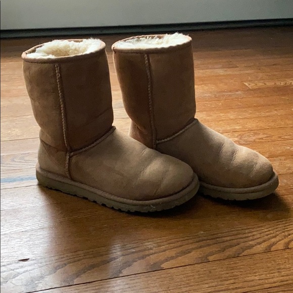 UGG boots - Picture 1 of 7